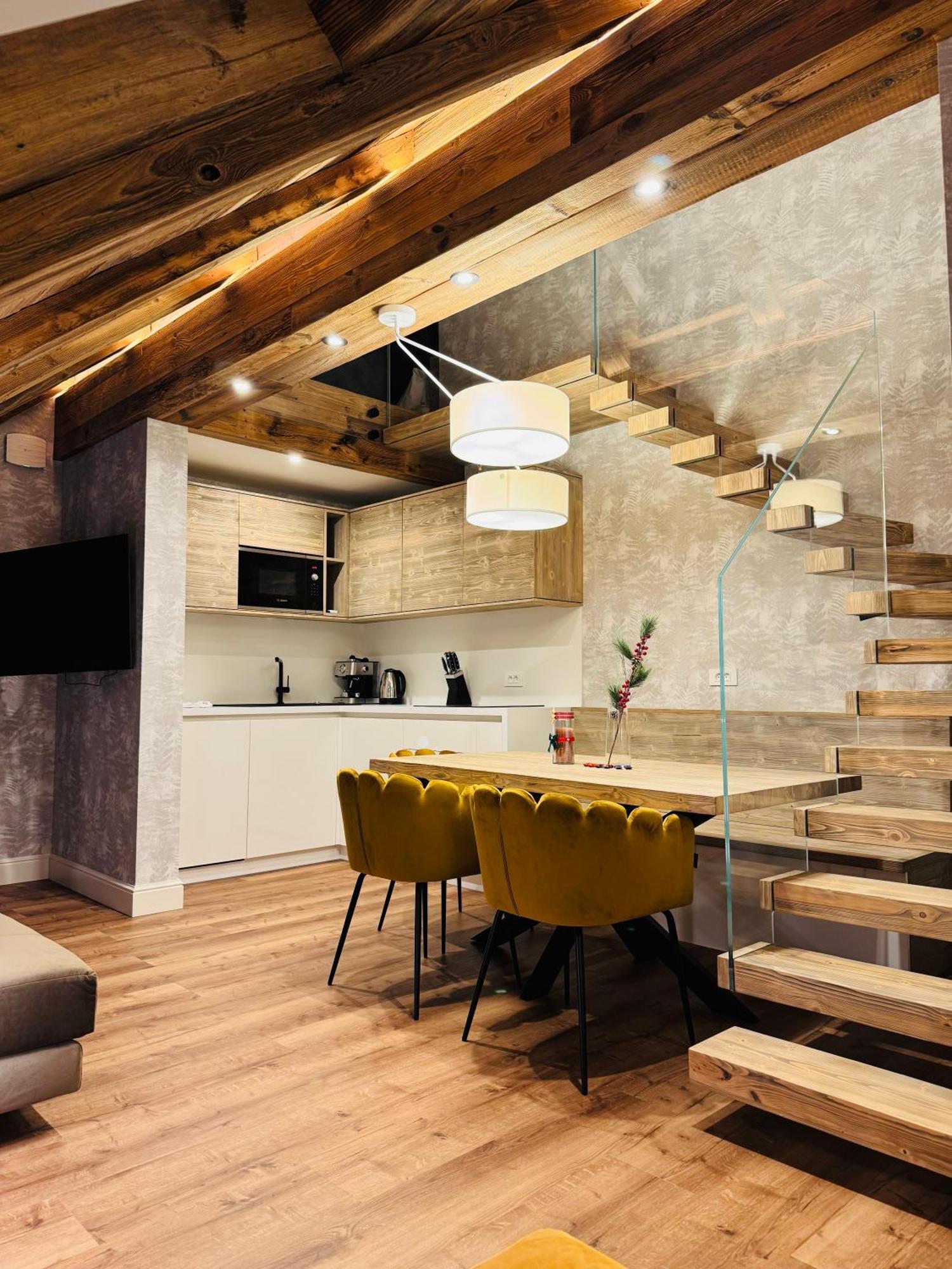 Vila Urbana Luxury Apartments Лесце Екстер'єр фото